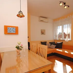 https://apartment-marita.splithotels.org